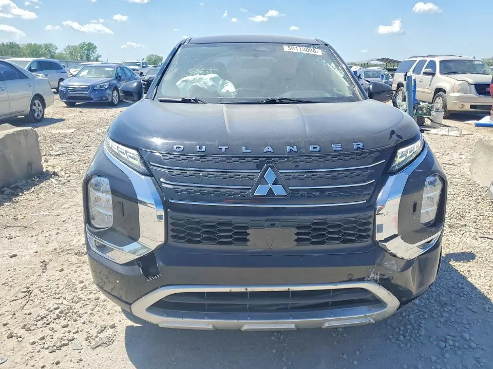 2022 MITSUBISHI OUTLANDER SE  