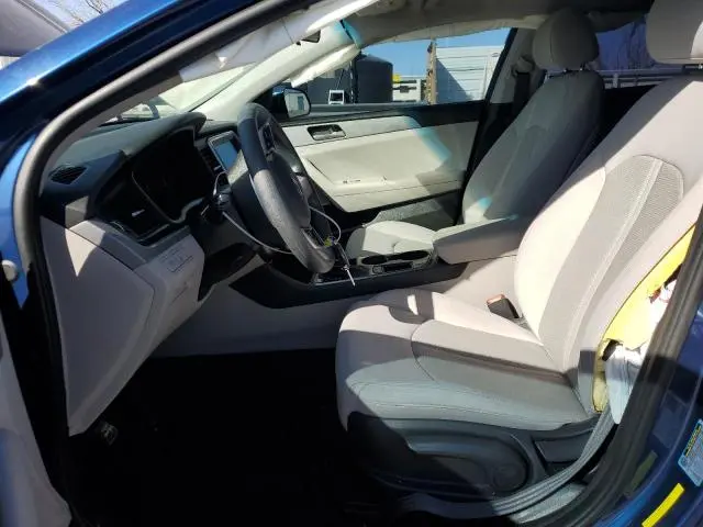 2019 HYUNDAI SONATA SE  