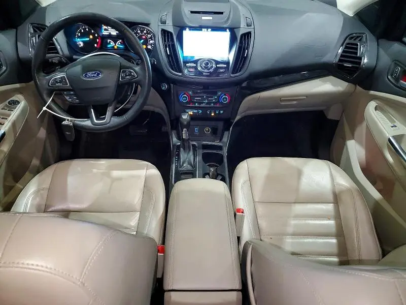 2017 FORD ESCAPE TITANIUM  