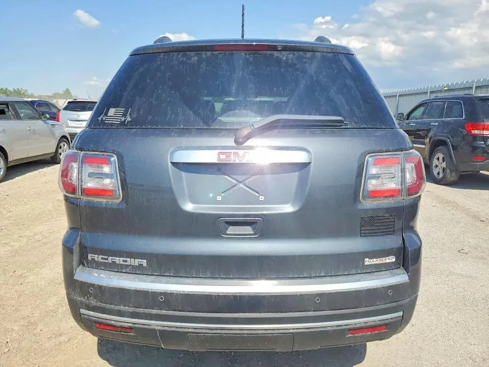 2013 GMC ACADIA SLT-2  