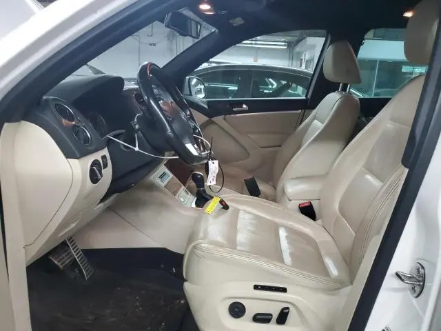 2014 VOLKSWAGEN TIGUAN S  