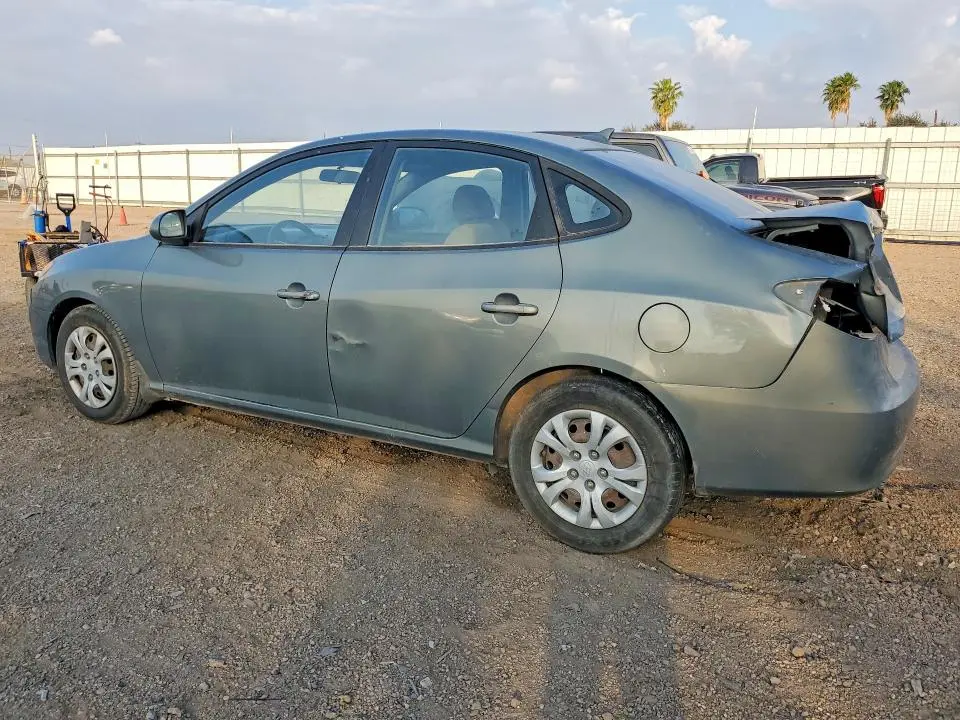 2010 HYUNDAI ELANTRA BLUE  