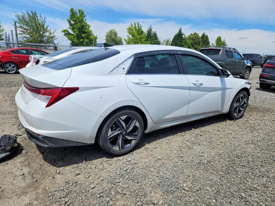 2021 HYUNDAI ELANTRA SEL  