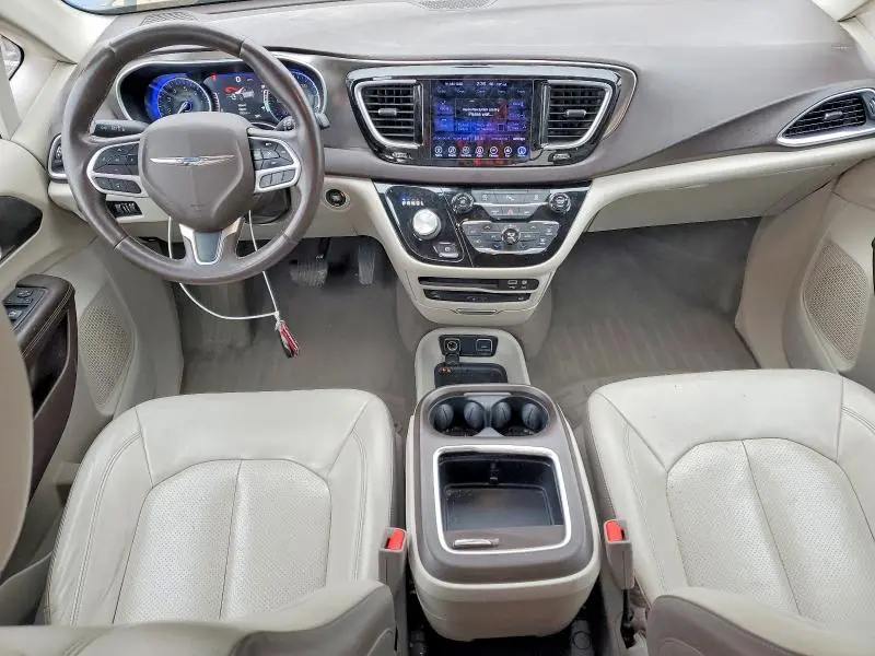 2017 CHRYSLER PACIFICA TOURING L PLUS  