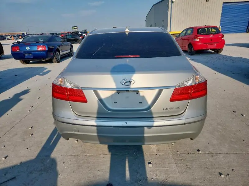 2010 HYUNDAI GENESIS 3.8L  