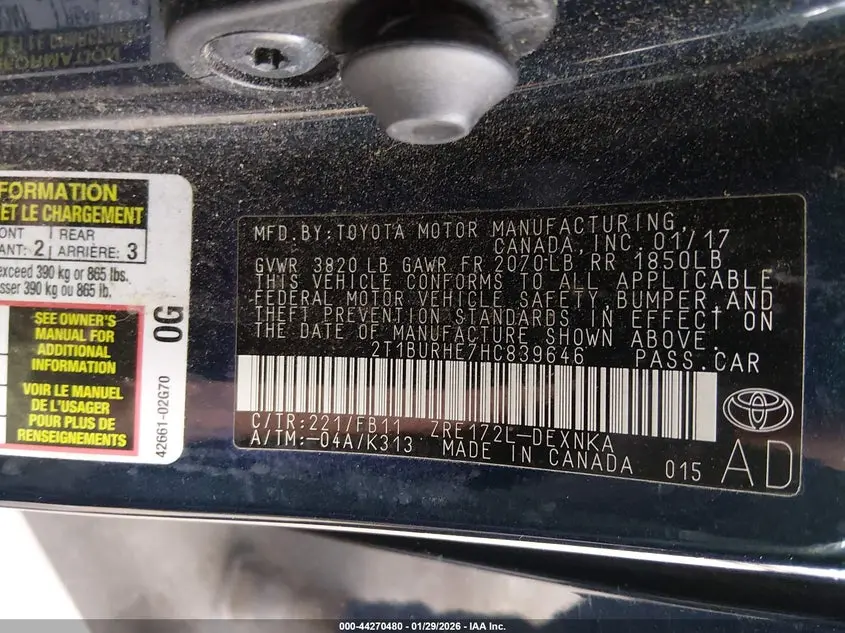 2017 TOYOTA COROLLA LE