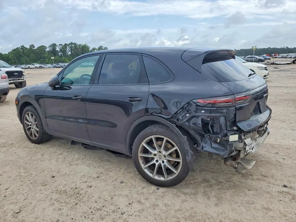2019 PORSCHE CAYENNE   