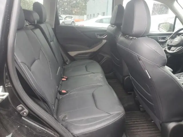 2022 SUBARU FORESTER LIMITED  