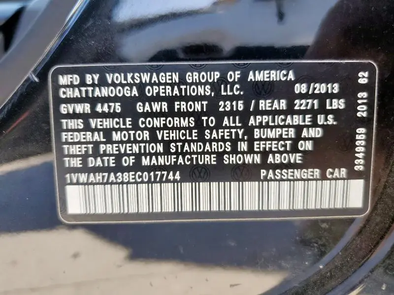 2014 VOLKSWAGEN PASSAT   
