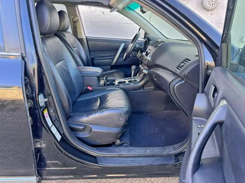 2012 TOYOTA HIGHLANDER BASE  