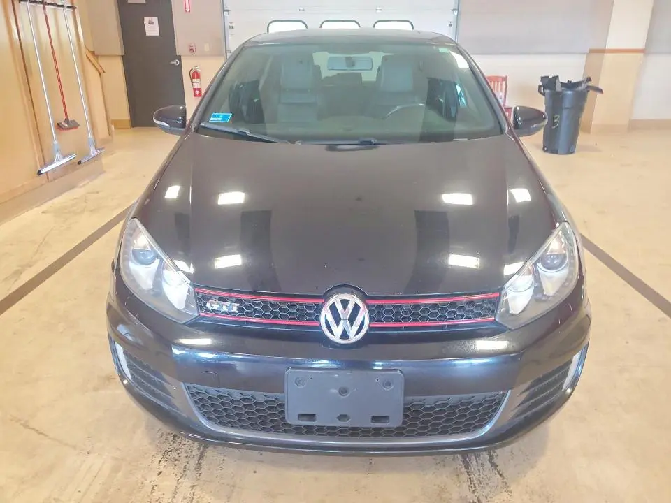 2012 VOLKSWAGEN GTI   