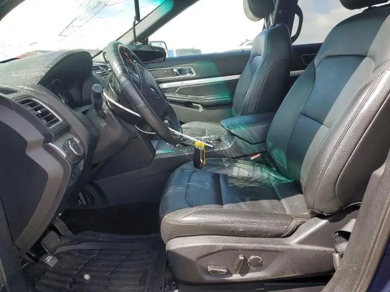 2017 FORD EXPLORER XLT  