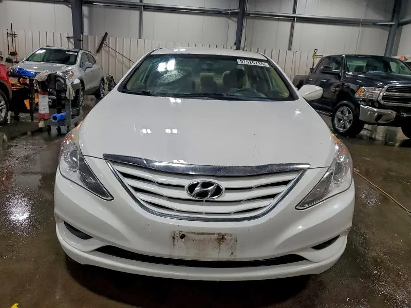 2012 HYUNDAI SONATA GLS  