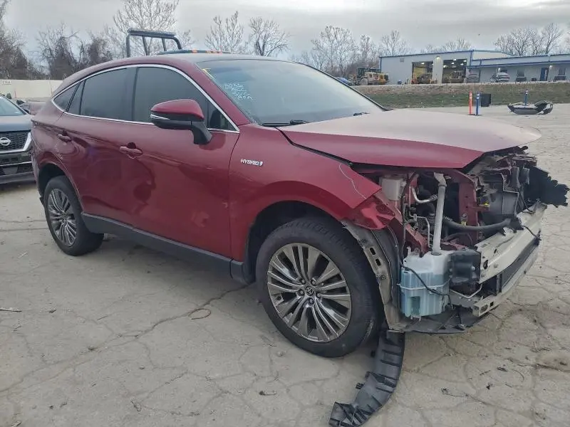 2021 TOYOTA VENZA LE  