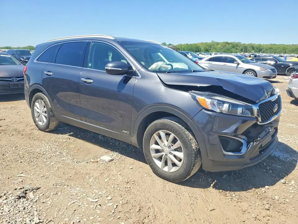 2018 KIA SORENTO LX  