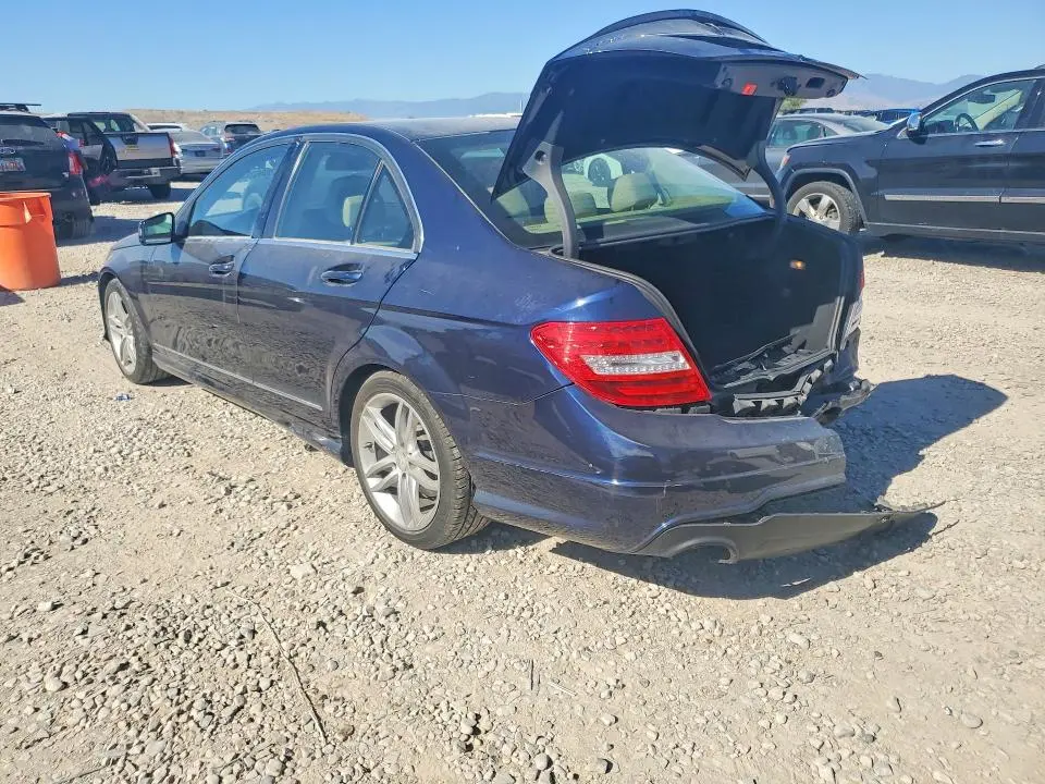 2013 MERCEDES-BENZ C 250  