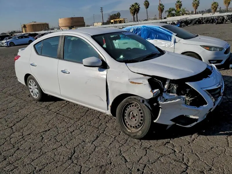2019 NISSAN VERSA S  