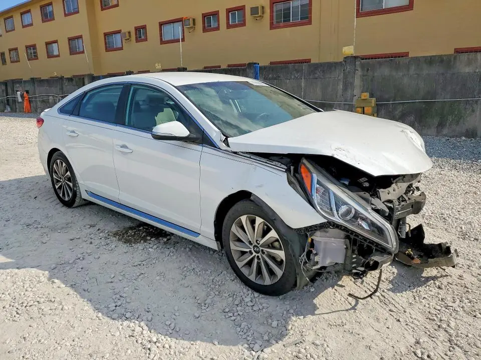 2017 HYUNDAI SONATA SPORT  
