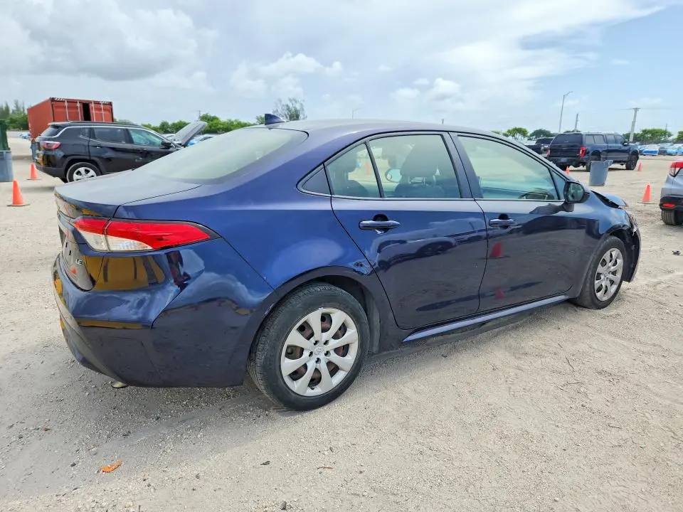 2021 TOYOTA COROLLA LE  