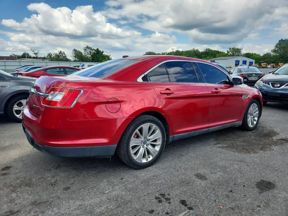 2010 FORD TAURUS LIMITED  