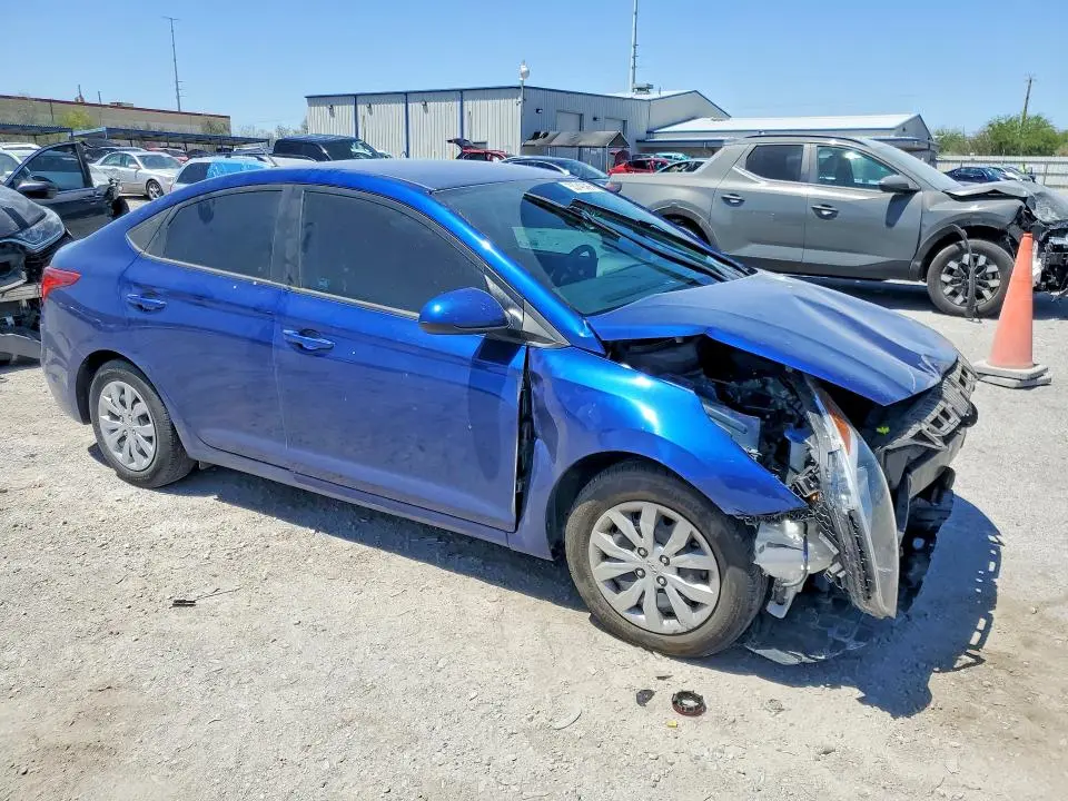2022 HYUNDAI ACCENT SE  
