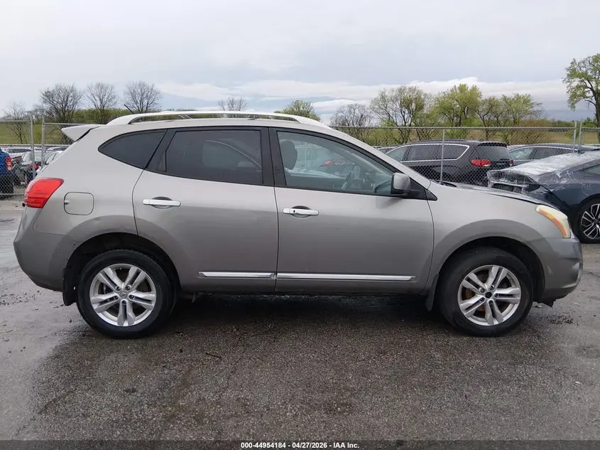 2013 NISSAN ROGUE SV