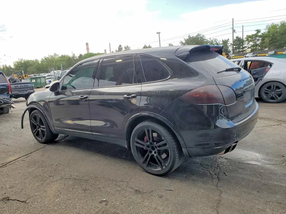 2014 PORSCHE CAYENNE TURBO  