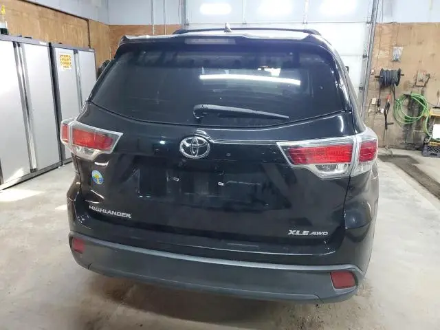 2014 TOYOTA HIGHLANDER XLE  