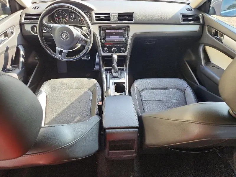 2012 VOLKSWAGEN PASSAT SE  