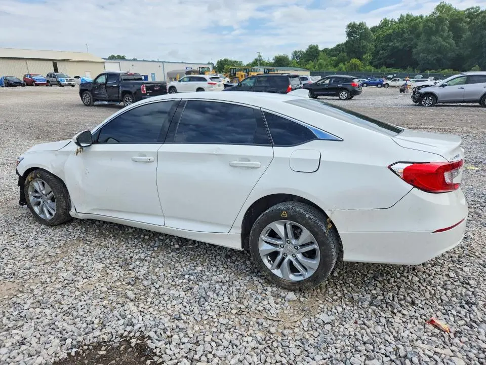 2020 HONDA ACCORD LX  