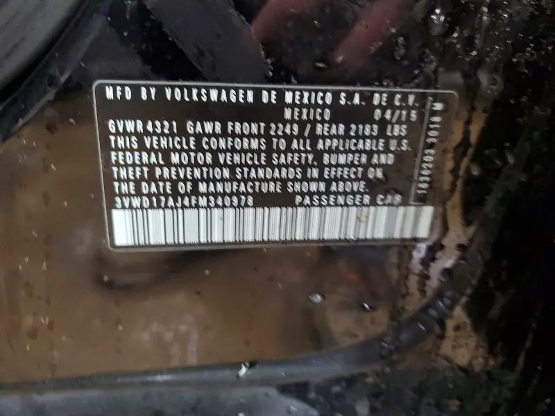 2015 VOLKSWAGEN JETTA SE  