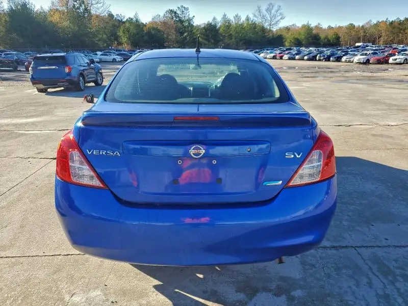 2014 NISSAN VERSA S  