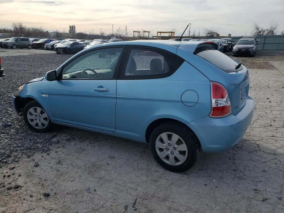 2011 HYUNDAI ACCENT GL  