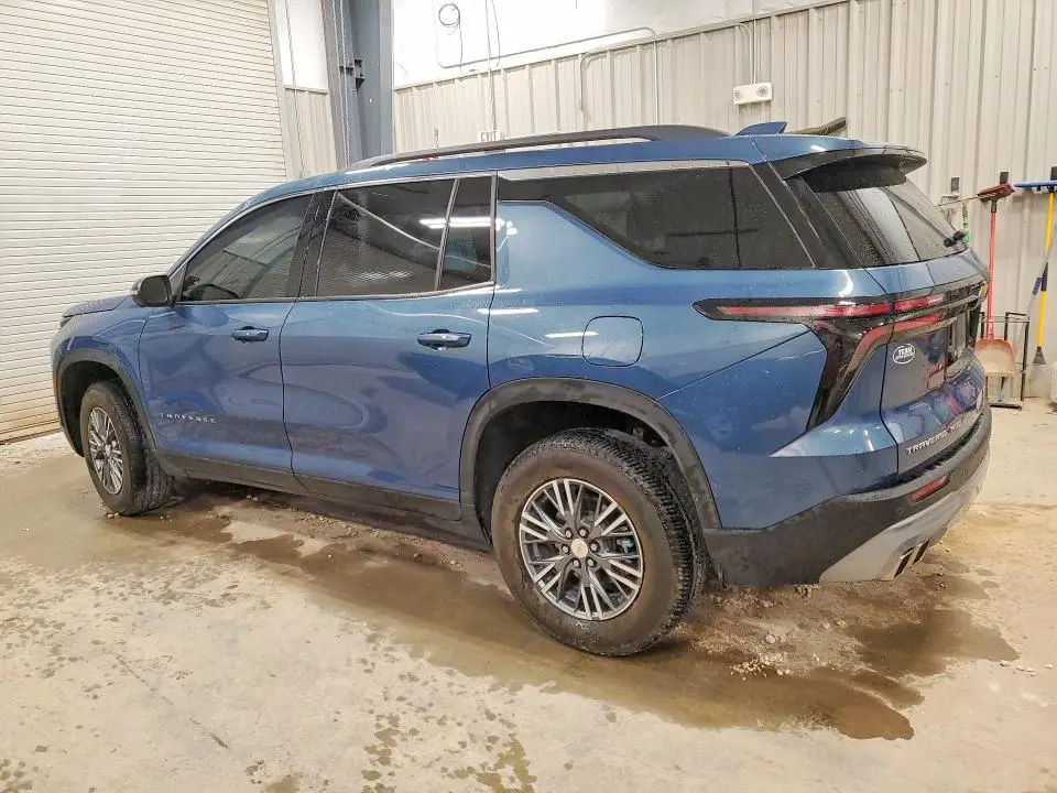 2025 CHEVROLET TRAVERSE LT  
