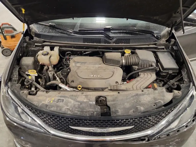 2017 CHRYSLER PACIFICA TOURING L  