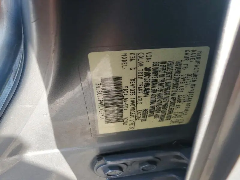 2011 NISSAN VERSA 1.8 S  