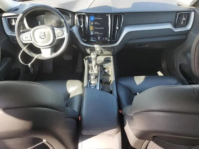 2018 VOLVO XC60 T5  