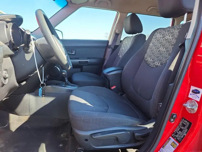 2011 KIA SOUL +  