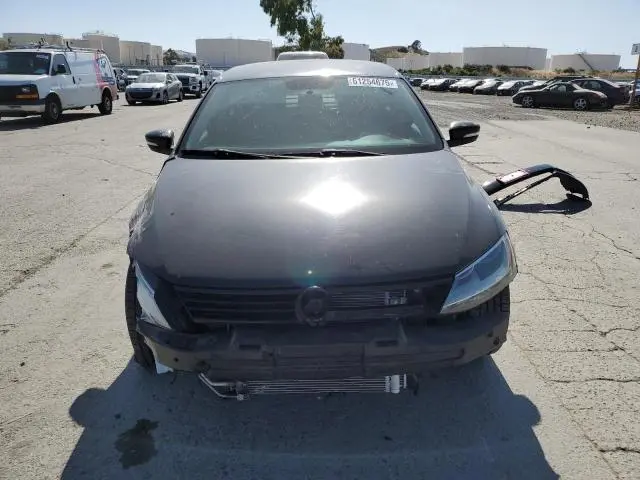 2011 VOLKSWAGEN JETTA SE  