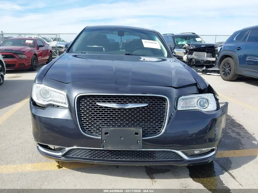 2016 CHRYSLER 300C  