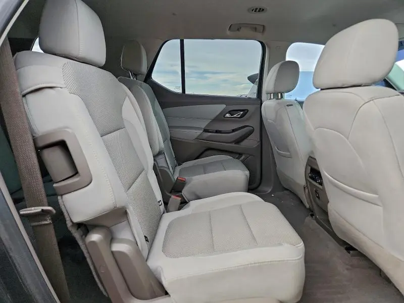 2020 CHEVROLET TRAVERSE LT  