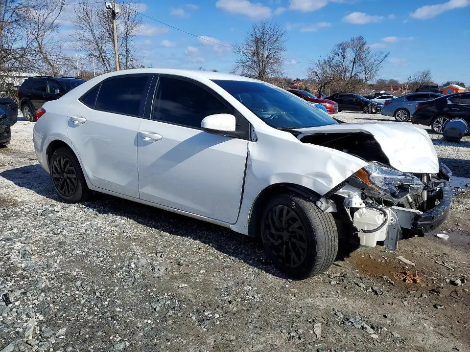 2018 TOYOTA COROLLA LE  