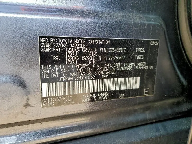 2022 TOYOTA RAV4 XLE  