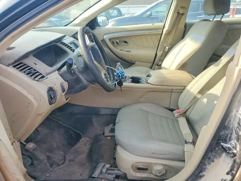 2016 FORD TAURUS SE  