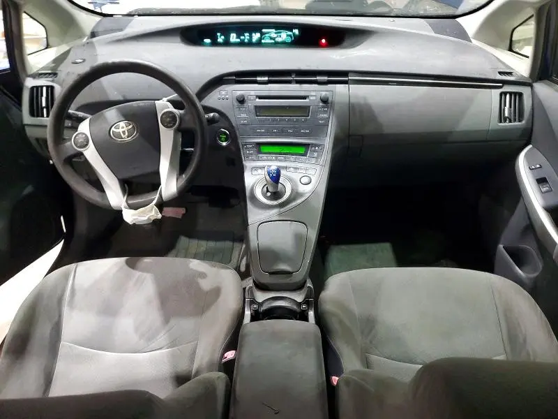2010 TOYOTA PRIUS II  