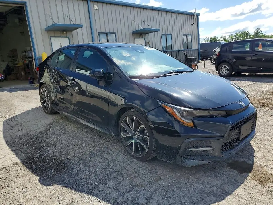 2020 TOYOTA COROLLA SE  