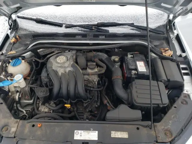 2013 VOLKSWAGEN JETTA BASE  