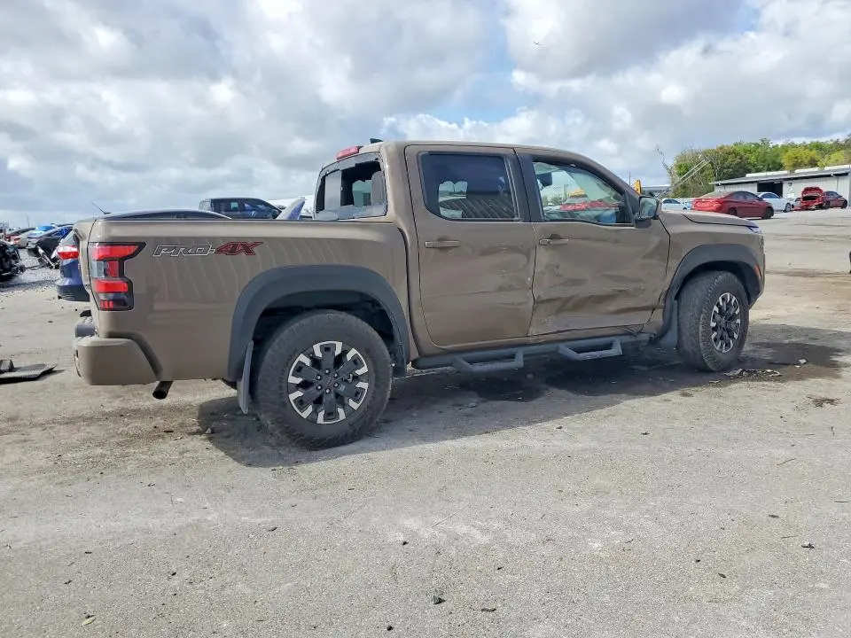2024 NISSAN FRONTIER PRO-4X  