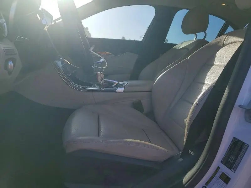 2016 MERCEDES-BENZ C 300  