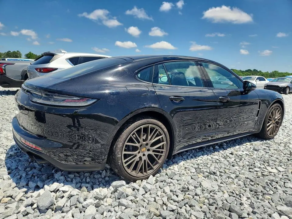 2023 PORSCHE PANAMERA BASE  